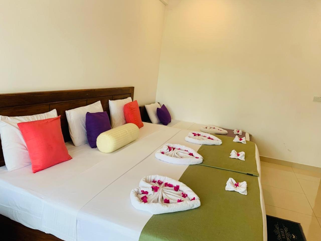 Hotel Eden Grand Dambulla Exterior foto